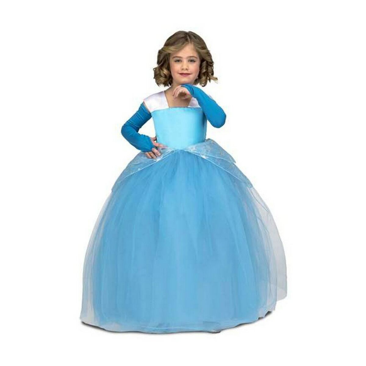 Ett glatt barn poserar i en stor, blå prinsessklänning med långa blåa ärmar och en vid tyllkjol.