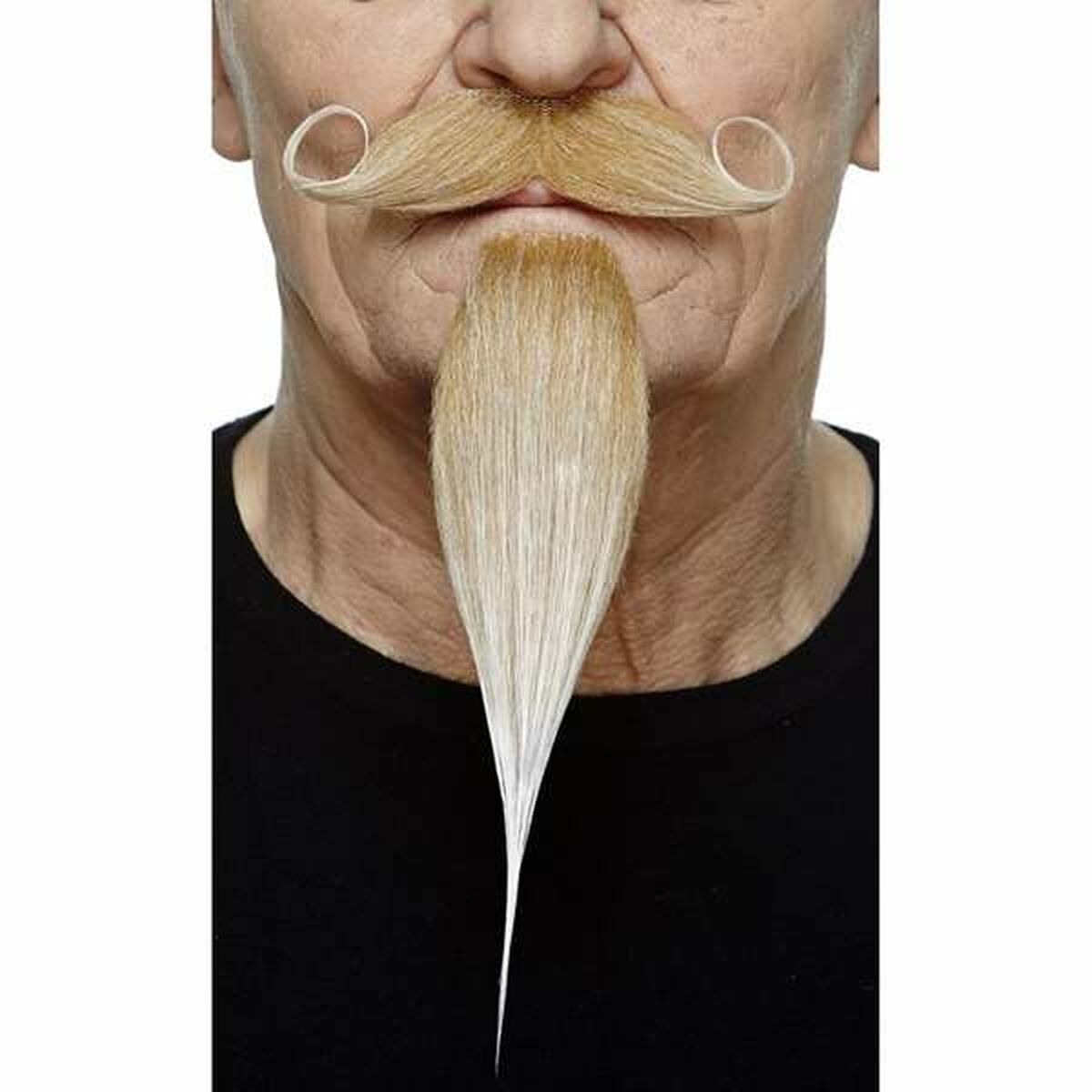 Närbild på en man som bär ett blont, uppsvängt mustaschset kombinerat med ett mycket långt och spetsigt blont getskägg.