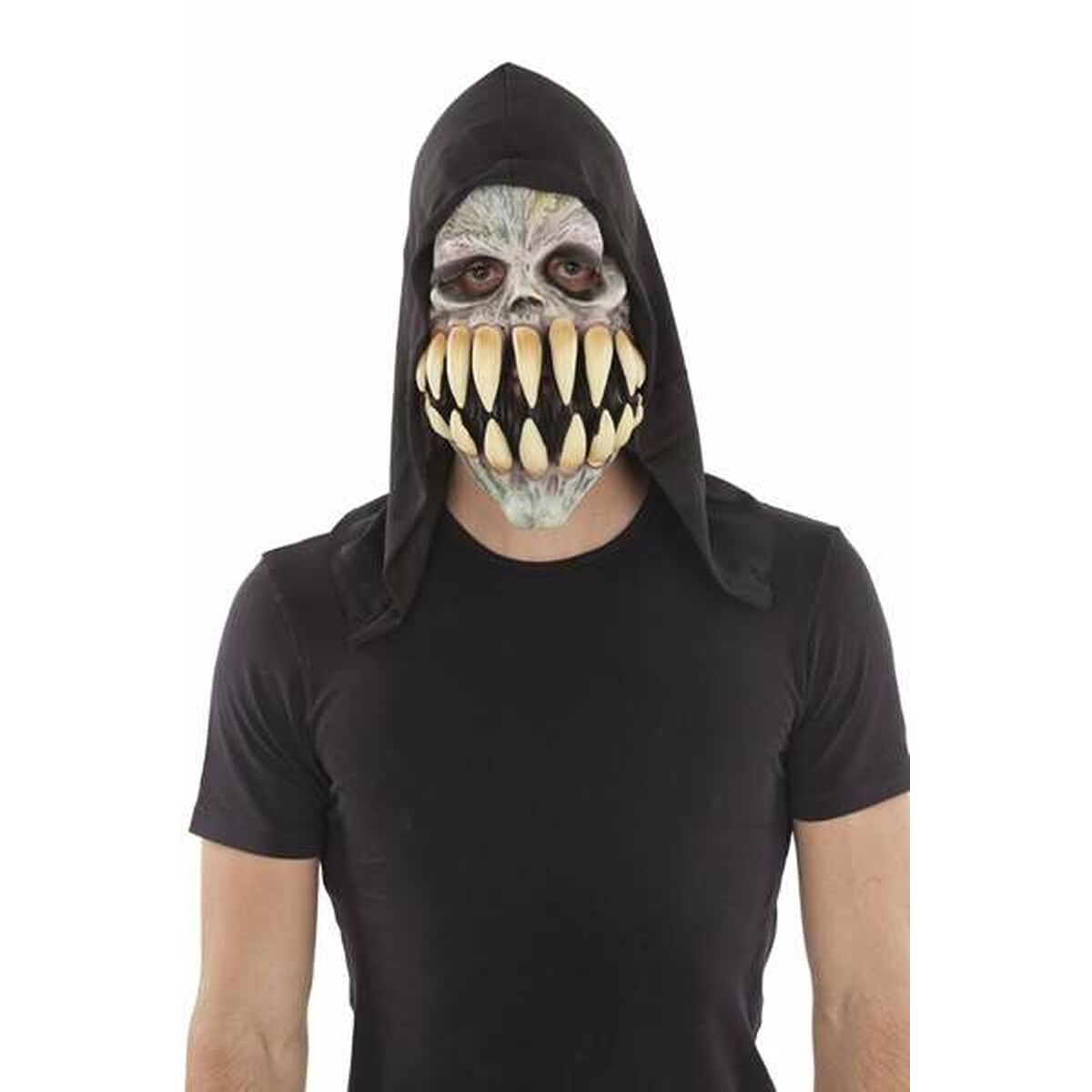 En person bär en Brutal Monstermask i latex, med en gigantisk käft full av vassa tänder och en fastsydd svart huva.