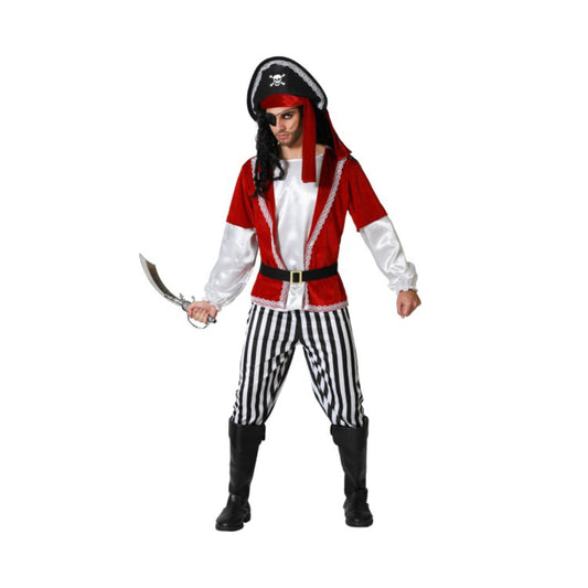 En man med ögonlapp och peruk poserar i den kompletta röda och randiga piratdräkten och håller i ett svärd.